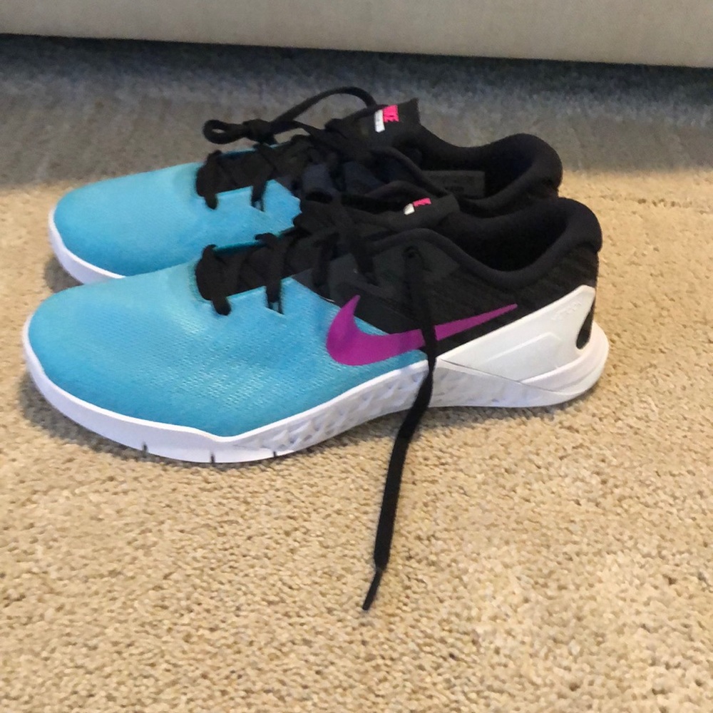 Women’s Nike metcon